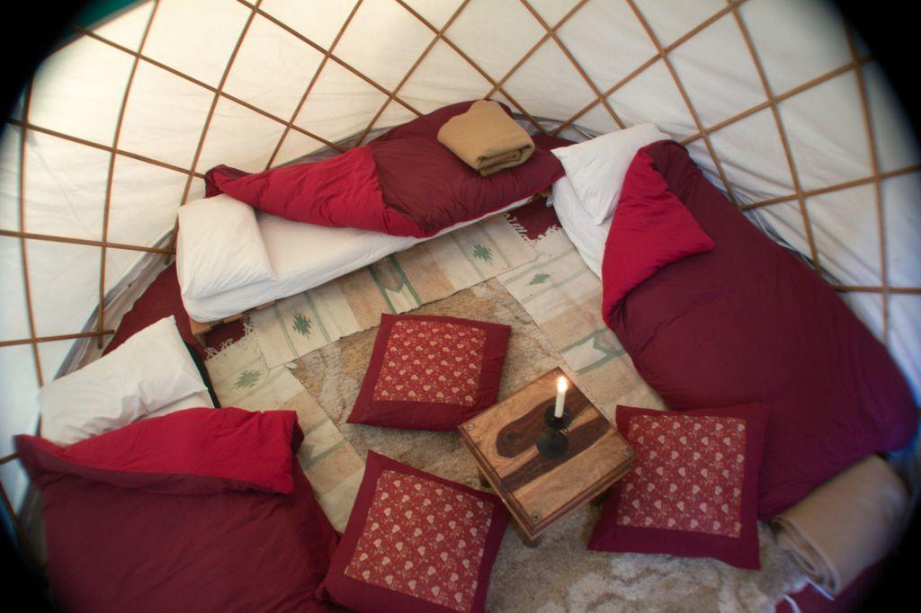 Festival Yurts Hay-On-Wye Hotel Exterior foto