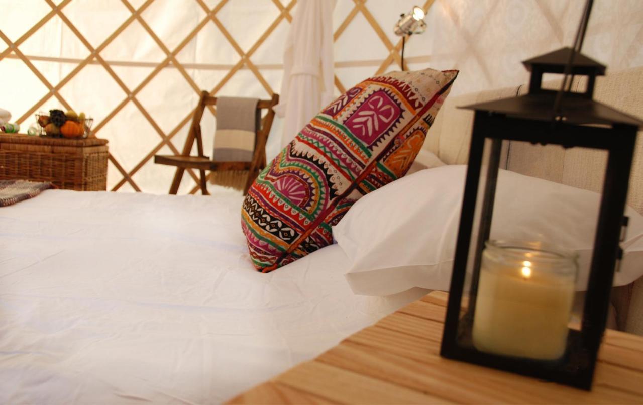 Festival Yurts Hay-On-Wye Hotel Exterior foto
